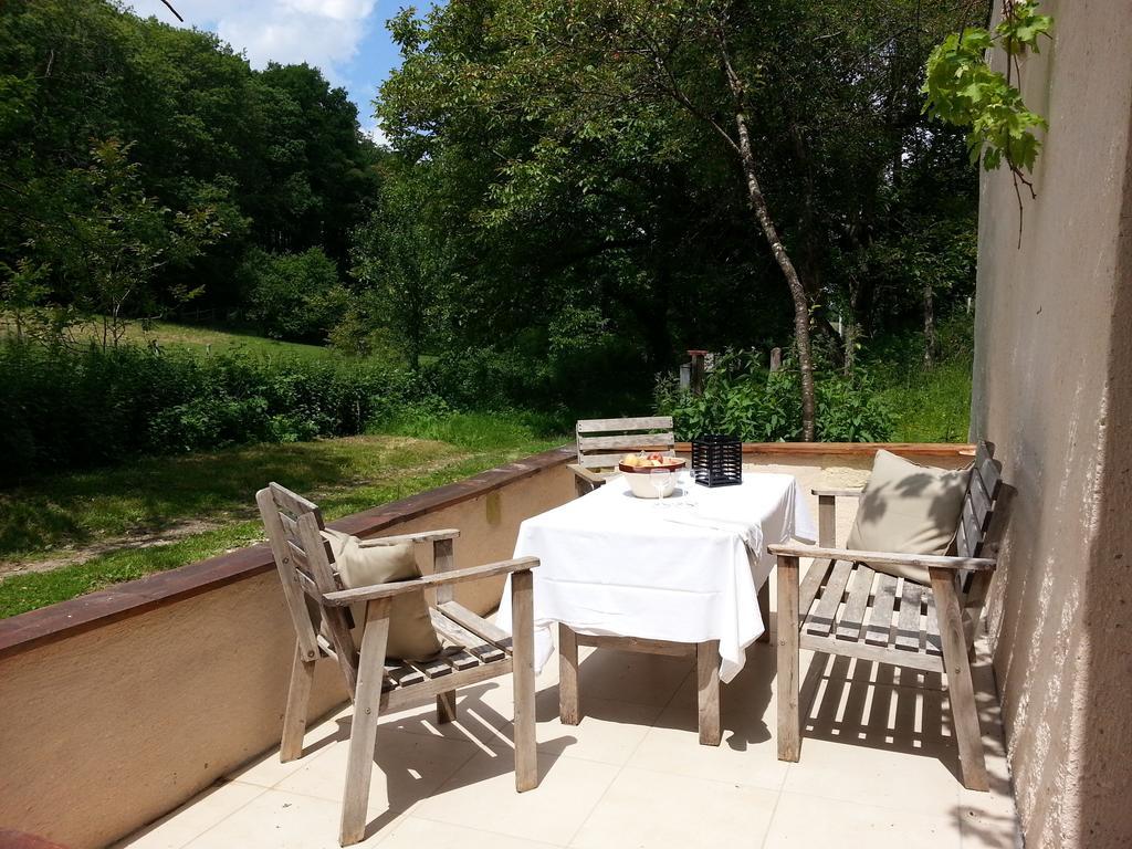 Holiday Home Le Vaugarnier Couture-sur-Loir Zimmer foto